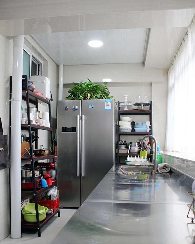 厨房不锈钢台面用了8年,告诉你究竟好不好,很多人都想错了