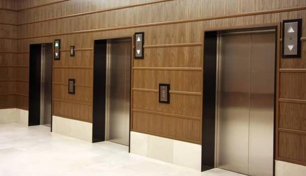 现代风格的电梯
